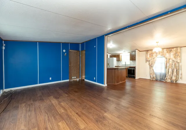 Photo 4 of Single family home for sale at 1321 Princeton Ave, Kalamazoo, MI 49007 | MLS# 66026043555 | Listing updated on 2026-08-19