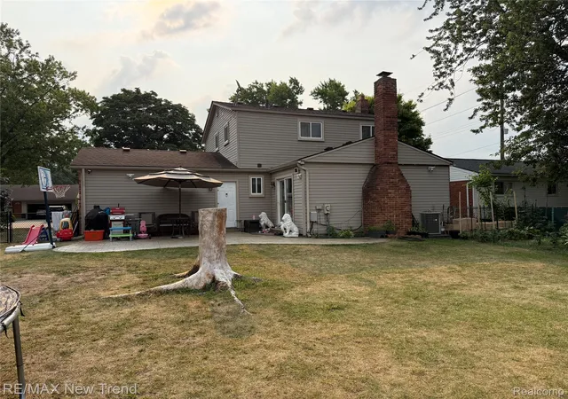 14th image of 8821 Tavistock Dr, Plymouth, MI 48170 | MLS# 20261066090