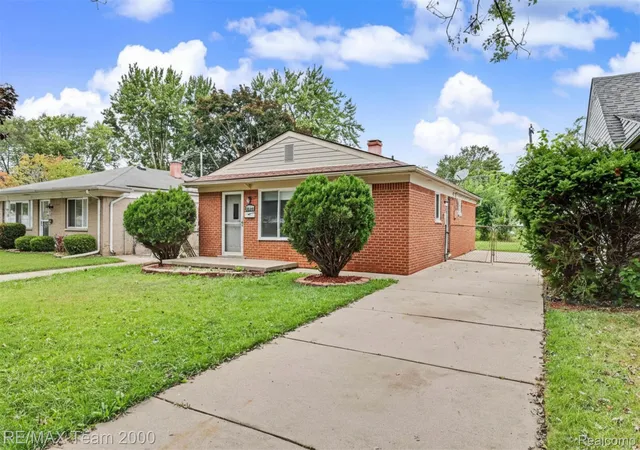Photo 3 of Single family home for sale at 24114 Pennie St, Dearborn Heights, MI 48125 | MLS# 20261066117 | Listing updated on 2026-08-20
