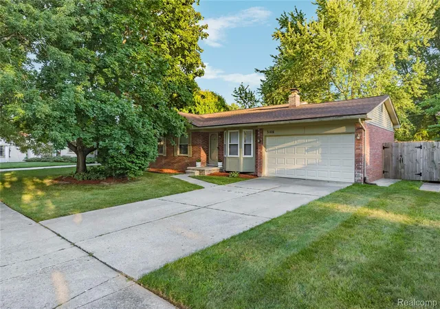 Photo 3 of Single family home for sale at 34616 Shorewood St, Chesterfield, MI 48047 | MLS# 20261066127 | Listing updated on 2026-09-12