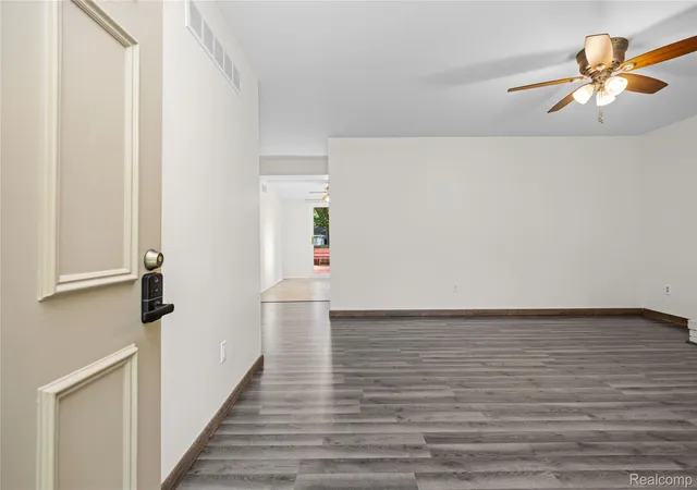 Photo 4 of Single family home for sale at 34616 Shorewood St, Chesterfield, MI 48047 | MLS# 20261066127 | Listing updated on 2026-09-12