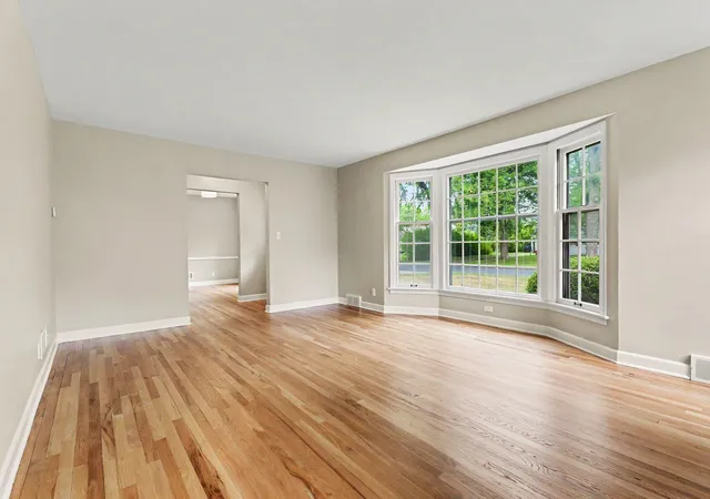 Photo 4 of Single family home for sale at 1725 Avalon Ave, Saginaw, MI 48638 | MLS# 65026043574 | Listing updated on 2026-09-09