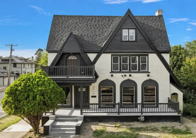 Photo 1 of Single family home for sale at 3046 Leslie St, Detroit, MI 48238 | MLS# 20261066135 | Listing updated on 2026-08-21