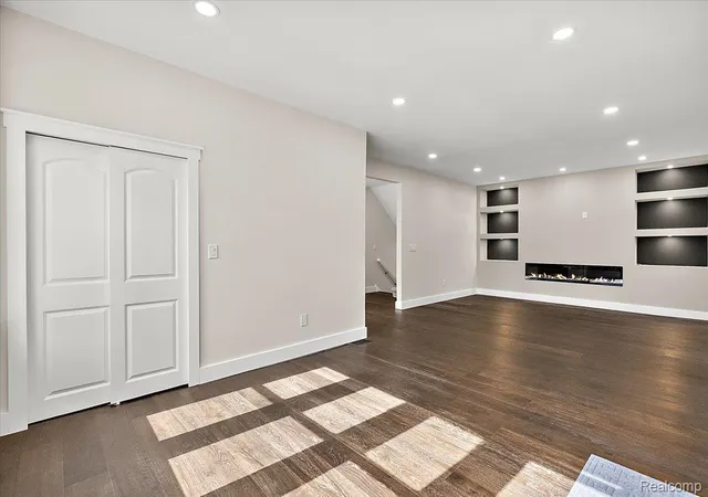 Photo 2 of Single family home for sale at 3046 Leslie St, Detroit, MI 48238 | MLS# 20261066135 | Listing updated on 2026-08-21