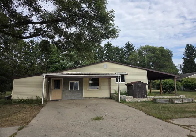 23rd image of 6119 Howard City Edmore Rd, Vestaburg, MI 48891 | MLS# 72026043592