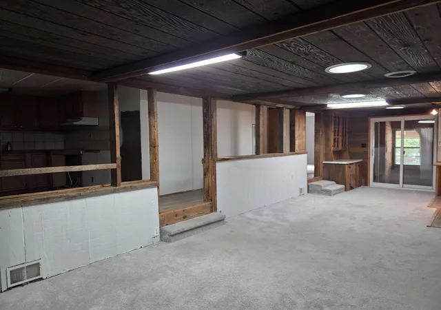 5th image of 6119 Howard City Edmore Rd, Vestaburg, MI 48891 | MLS# 72026043592