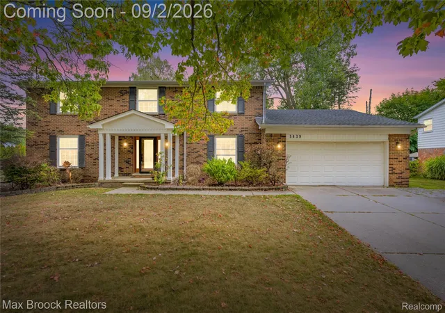 Photo 1 of Sale Pending at 5439 Deerfield Village Dr, West Bloomfield Charter Township Oakland, MI 48322 | MLS# 20261066153 | Listing updated on 2026-10-29