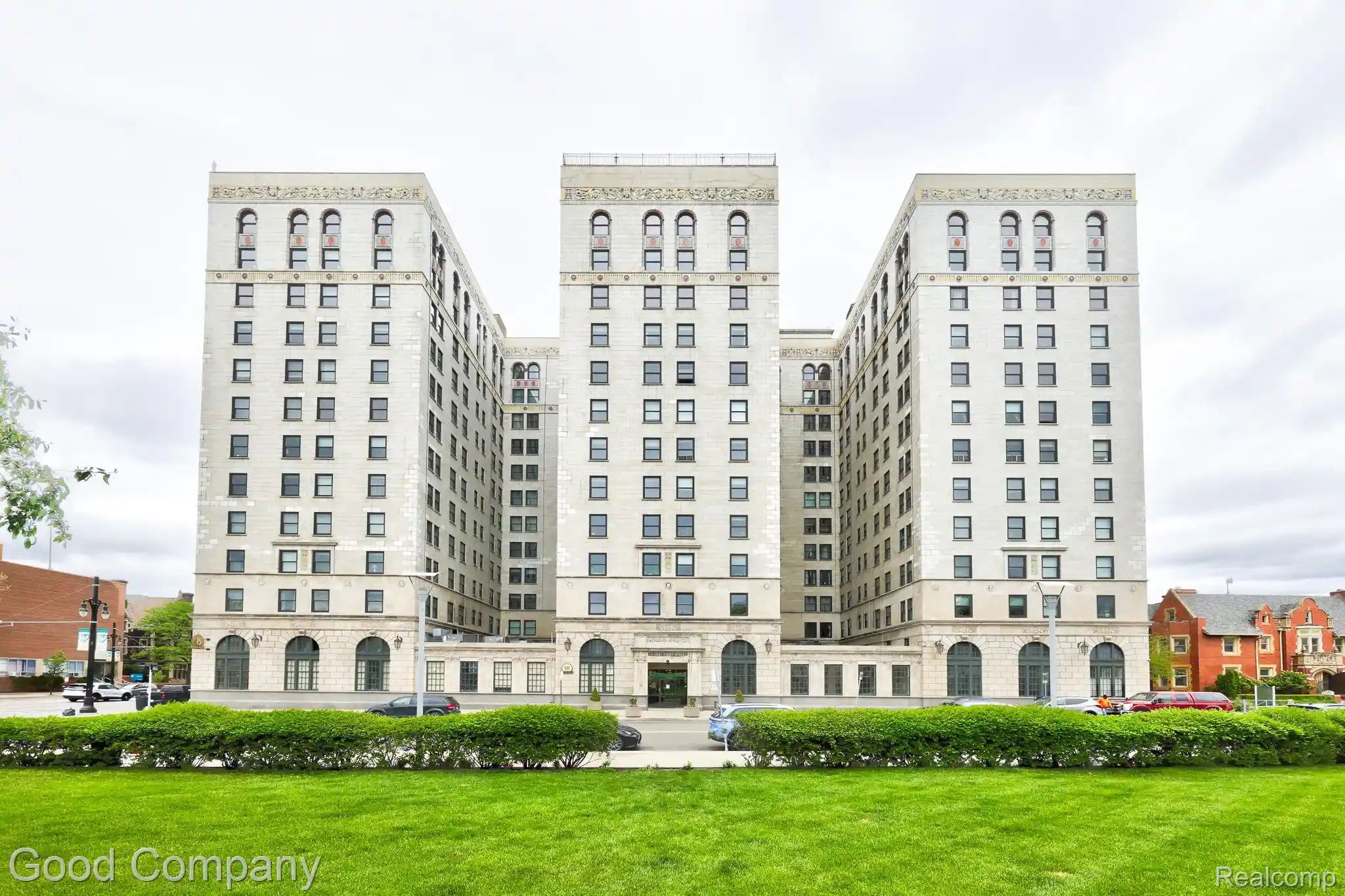 Photo 1 of Condo for sale at 15 E Kirby St #625, Detroit, MI 48202 | MLS# 20261066152 | Listing updated on 2026-09-17