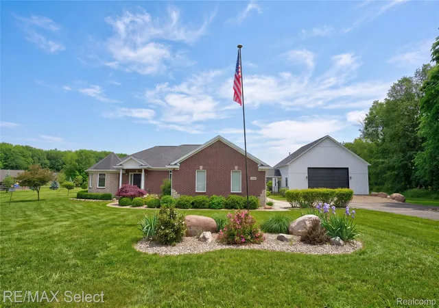 Photo 4 of Single family home for sale at 300 Regional Way, Imlay City, MI 48444 | MLS# 20261066158 | Listing updated on 2026-09-13