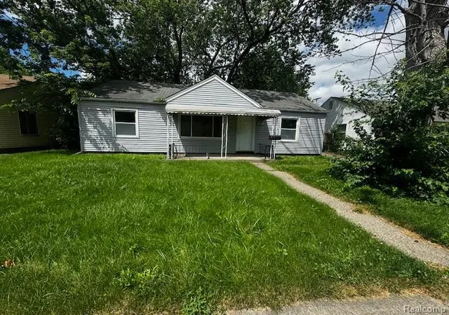 Photo 1 of Single family home for sale at 26367 Ridgemont St, Roseville, MI 48066 | MLS# 20261066160 | Listing updated on 2026-08-20