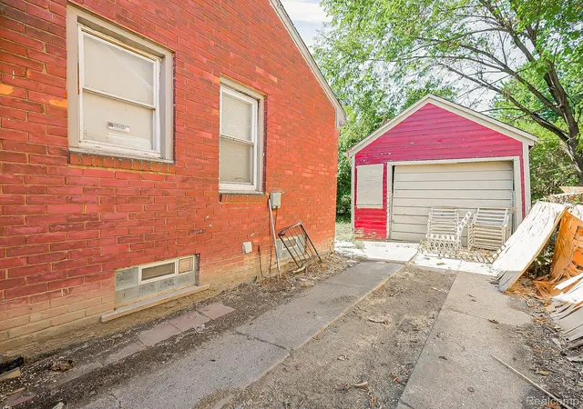 Photo 2 of Single family home for sale at 20040 Moross Rd, Detroit, MI 48224 | MLS# 20261066163 | Listing updated on 2026-08-21