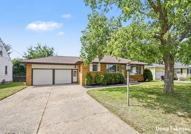 2nd image of 5115 Blaine Ave Se, Grand Rapids, MI 49508 | MLS# 65026043608