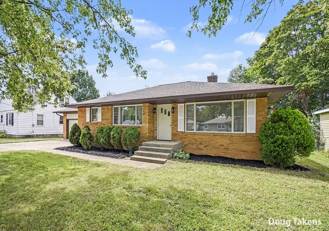 Photo 3 of Single family home for sale at 5115 Blaine Ave Se, Grand Rapids, MI 49508 | MLS# 65026043608 | Listing updated on 2026-09-18