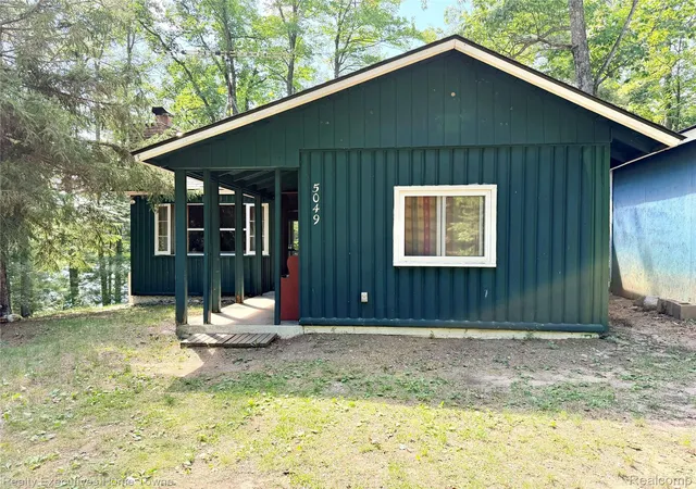 4th image of 5049 Stark Dr, Comins, MI 48619 | MLS# 20261066187