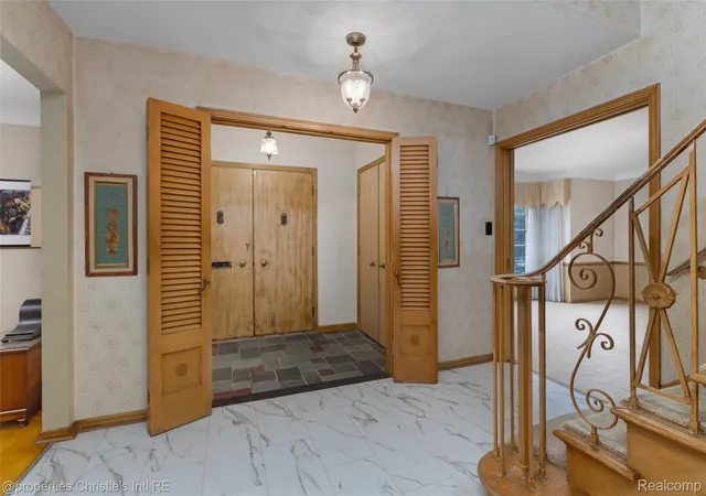 Photo 2 of Single family home for sale at 19262 Strathcona Dr, Detroit City Wayne, MI 48203 | MLS# 20261066194 | Listing updated on 2026-08-28