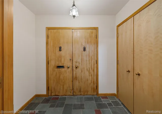 Photo 3 of Single family home for sale at 19262 Strathcona Dr, Detroit City Wayne, MI 48203 | MLS# 20261066194 | Listing updated on 2026-08-28