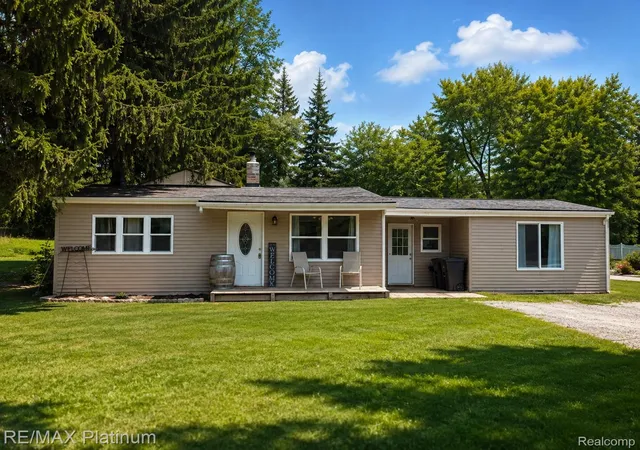 1st image of 6082 Thomas St, Davison, MI 48423 | MLS# 20261066204