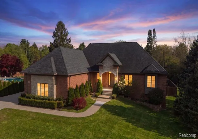 Photo 72 of Single family home for sale at 35339 W 13 Mile Rd, Farmington Hills, MI 48331 | MLS# 20261066202 | Listing updated on 2026-09-04