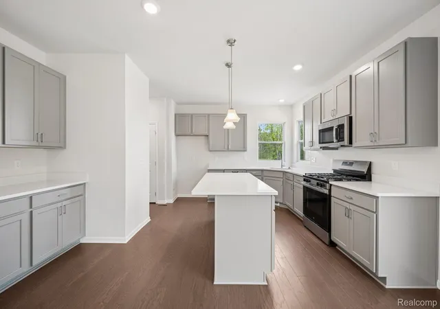 Photo 4 of Single family home for sale at 27110 Gallop Way, Saline Township Washtenaw, MI 48176 | MLS# 20261066207 | Listing updated on 2026-09-13