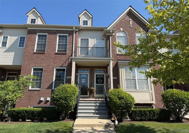 Photo 1 of Sale Pending at 39186 Brookfield Dr, Westland, MI 48185 | MLS# 20261066230 | Listing updated on 2026-08-28