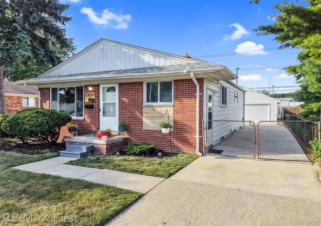 Photo 1 of Single family home for sale at 23037 Hoffman St, Saint Clair Shores, MI 48082 | MLS# 20261066235 | Listing updated on 2026-09-08