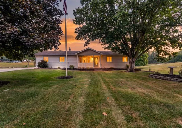 Photo 1 of Single family home for sale at 12789 12 Mile Rd, South Lyon, MI 48178 | MLS# 78080072526 | Listing updated on 2026-08-27