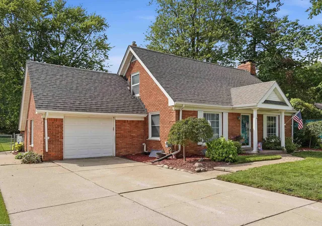 Photo 1 of Sale Pending at 39775 Memory Ln, Harrison Township, MI 48045 | MLS# 58050219065 | Listing updated on 2026-09-09