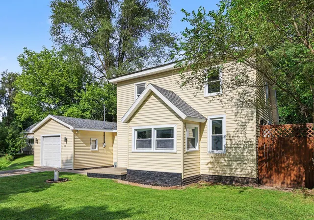 1st image of 413 7th St, Michigan Center, MI 49254 | MLS# 81026043656