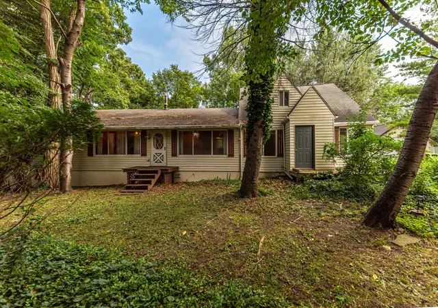 2nd image of 6450 E Michigan Ave, Saline, MI 48176 | MLS# 81026043654