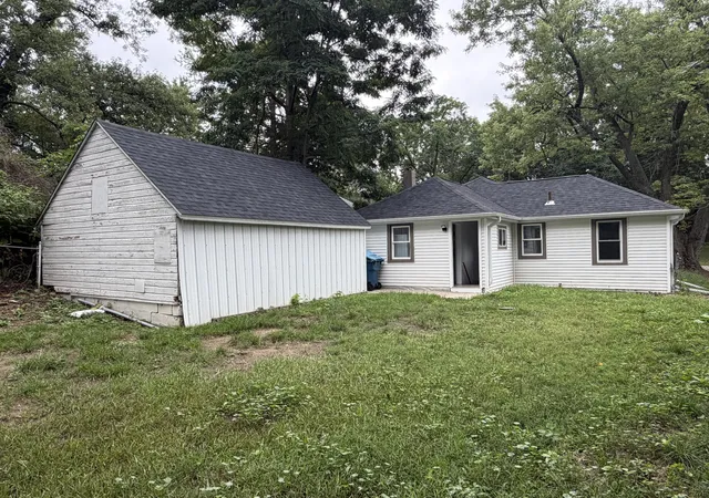 12th image of 931 Pomeroy St, Kalamazoo, MI 49001 | MLS# 66026043641