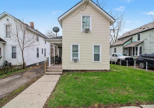 7th image of 718 Lowell St, Ypsilanti, MI 48197 | MLS# 81026043634