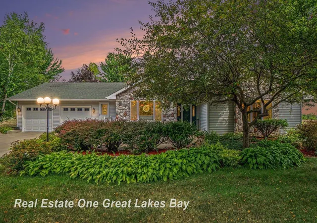 1st image of 2019 Lebourdais Rd, Linwood, MI 48634 | MLS# 61050219075