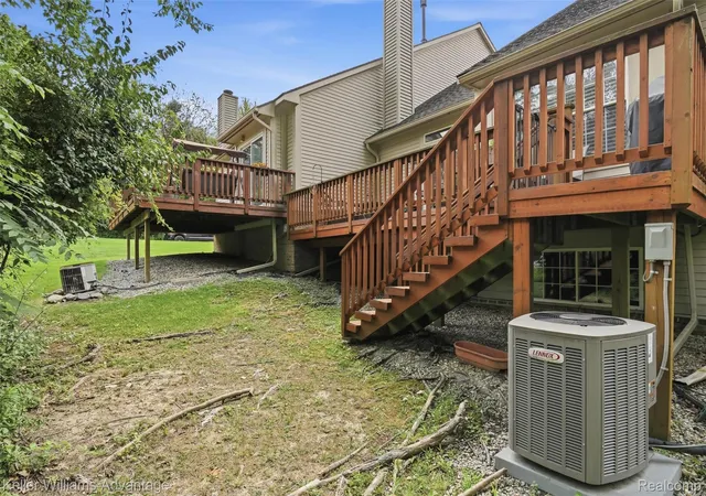 Listing Photo 2 - Condo for sale in building located at 41772 Webster Ct, Novi, MI 48377 - Unit #