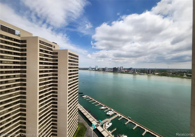 Photo 1 of Condo for sale at 1001 W Jefferson Ave #4D, Detroit, MI 48226 | MLS# 20261066263 | Listing updated on 2026-08-20