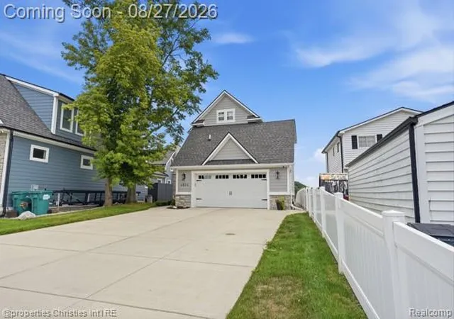 Photo 2 of Single family home for sale at 4824 Clinton Dr, Independence Charter Township Oakland, MI 48346 | MLS# 20261066260 | Listing updated on 2026-08-27