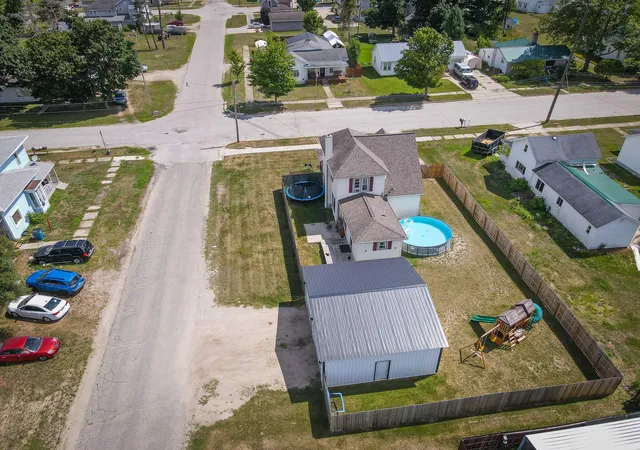 2nd image of 545 N Hemlock St, Evart, MI 49631 | MLS# 71026043662
