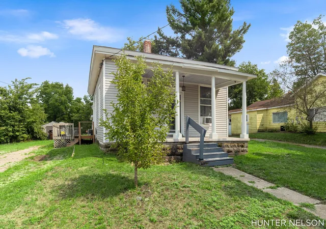 3rd image of 120 S 1St St, Cedar Springs, MI 49319 | MLS# 71026043667