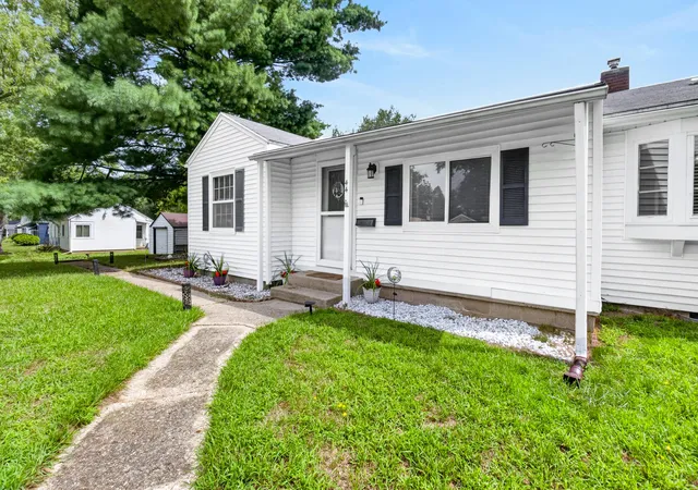 Photo 3 of Single family home for sale at 44 Barney Blvd, Battle Creek, MI 49037 | MLS# 64026043666 | Listing updated on 2026-09-12