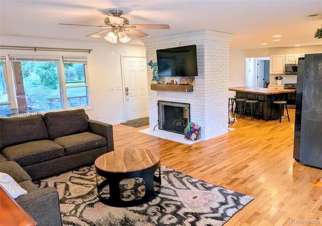 Photo 4 of Single family home for sale at 9004 Del Rio Dr, Grand Blanc, MI 48439 | MLS# 20261066274 | Listing updated on 2026-09-06
