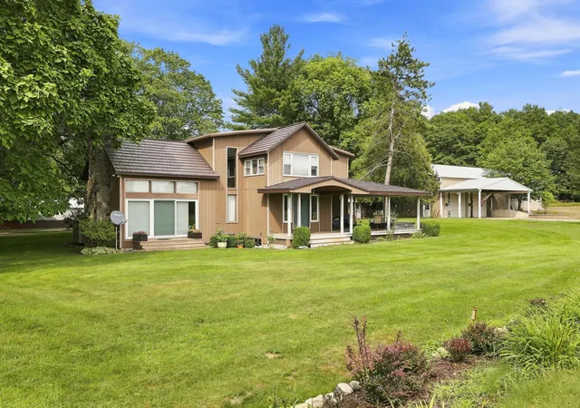 Photo 3 of Single family home for sale at 17370 160th Avenue, Rodney, MI 49342 | MLS# 72026043687 | Listing updated on 2026-08-25