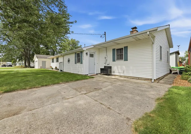 4th image of 12632 Blue Lagoon Rd, Shelbyville, MI 49344 | MLS# 65026043689