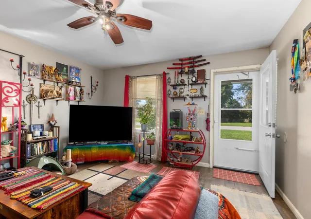 Listing Photo 4 - Condo for sale in building located at 544 56th St SE, Grand Rapids, MI 49548