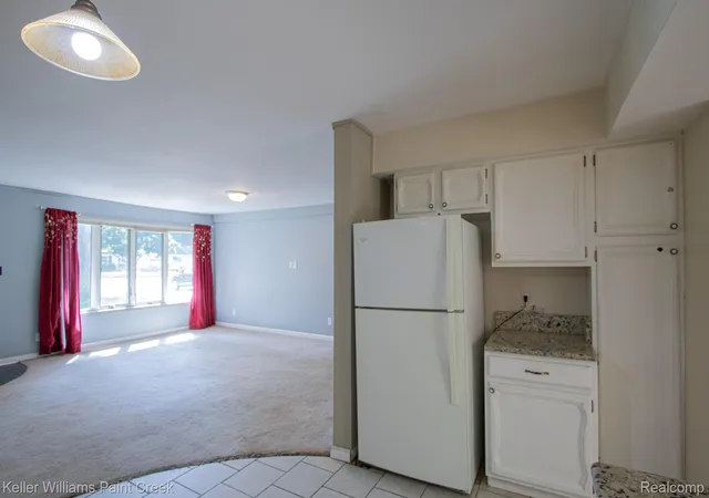 Photo 4 of Single family home for sale at 21725 Ulrich St, Clinton Charter Township Macomb, MI 48036 | MLS# 20261066316 | Listing updated on 2026-09-09