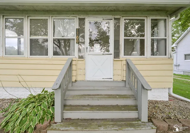 Photo 1 of Sale Pending at 1300 N Macomb St, Monroe, MI 48162 | MLS# 57050219098 | Listing updated on 2026-09-07