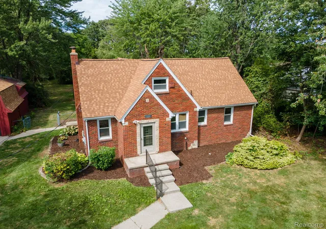 1st image of 20997 Flora St, Roseville, MI 48066 | MLS# 20261066325