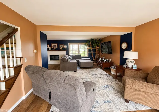 Photo 3 of Single family home for sale at 5901 Urban Dr, East China, MI 48054 | MLS# 58050219102 | Listing updated on 2026-09-17