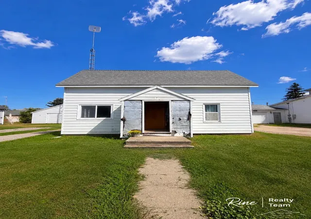 1st image of 175 John St, Kinde, MI 48445 | MLS# 61050219104