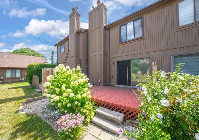 Photo 1 of Condo for sale at 8224 Clay Ct, Sterling Heights, MI 48313 | MLS# 58050219108 | Listing updated on 2026-09-17
