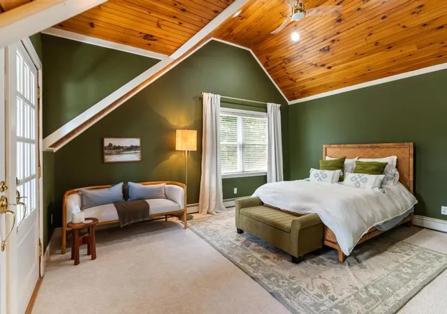 Photo 3 of Single family home for sale at 2035 W Sheridan Rd, Petoskey, MI 49770 | MLS# 78080072536 | Listing updated on 2026-10-06