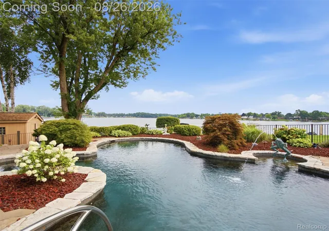 Photo 2 of Single family home for sale at 3549 Mann Rd, Waterford Charter Township Oakland, MI 48346 | MLS# 20261066343 | Listing updated on 2026-08-26